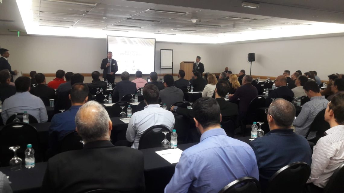 Comexi consolidates its position in the Brazilian market with a successful seminar in São Paulo
