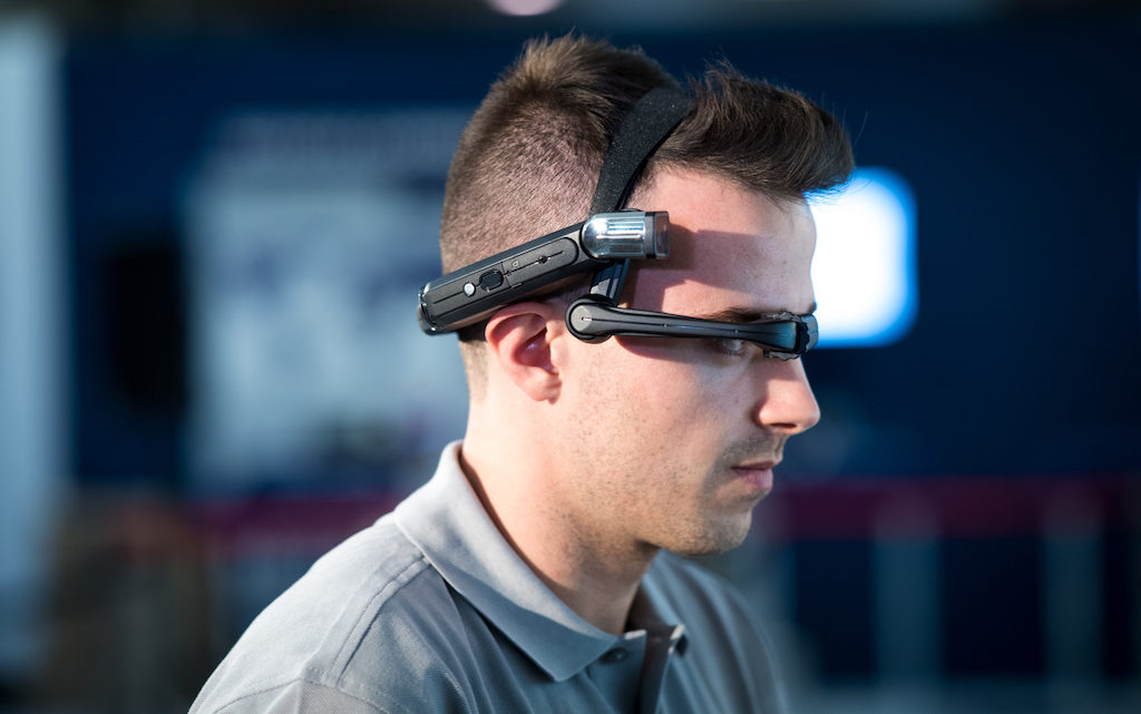Koenig & Bauer Flexotecnica Wins 2019 FTA Technical Innovation Award for Augmented Reality-DataGlass Remote Support