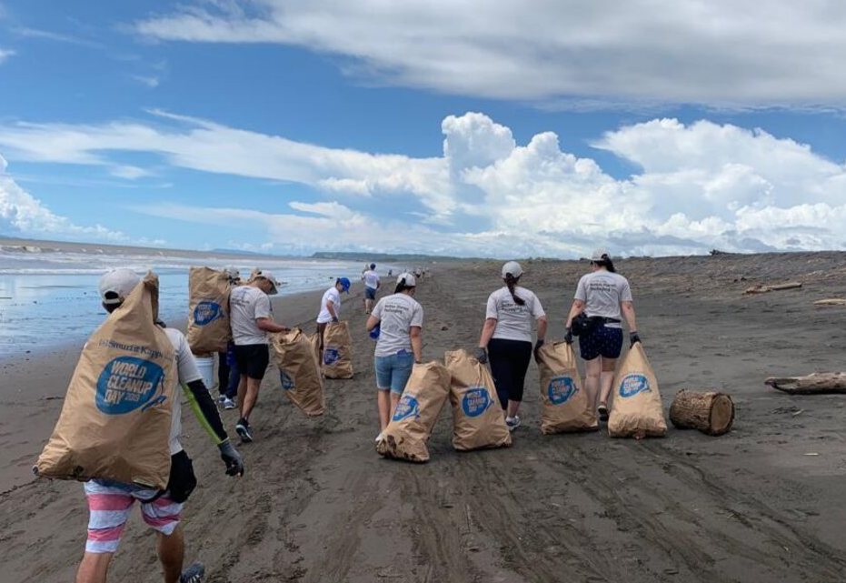 Smurfit Kappa’s global community of employees comes together to support World Cleanup Day
