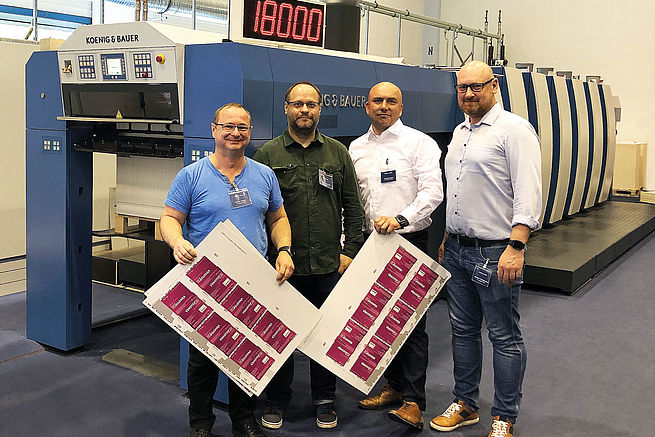 Rapida 76 double-coater press for August Faller in Poland