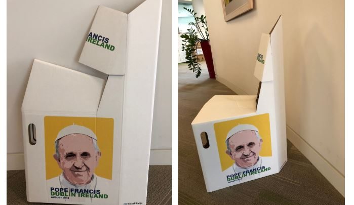 Smurfit launches a portable and sustainable chair ahead of the Pope’s visit