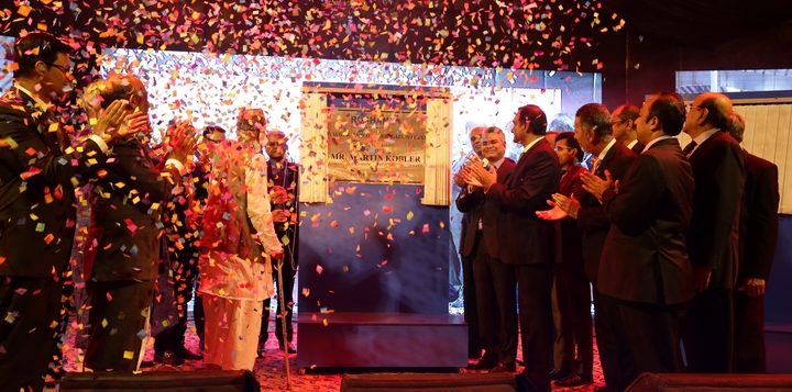 Festively inaugurated: Roshan further boosts production of flexible packaging with new factory complex