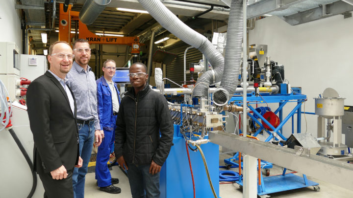 Blown film manufacturer in Benin switches from polyethylene-based to biodegradable products with help from Coperion