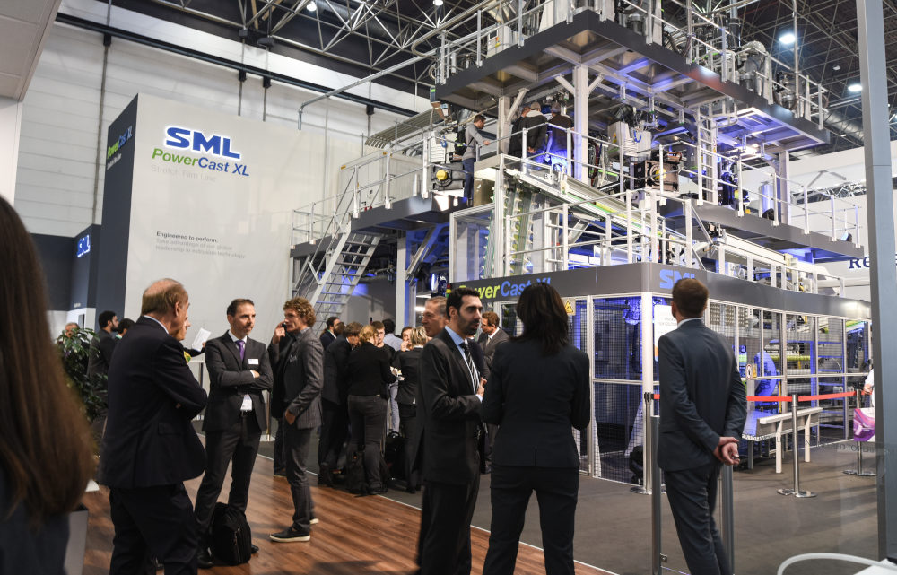 SML rocked the K 2019 with record-breaking stretch film line