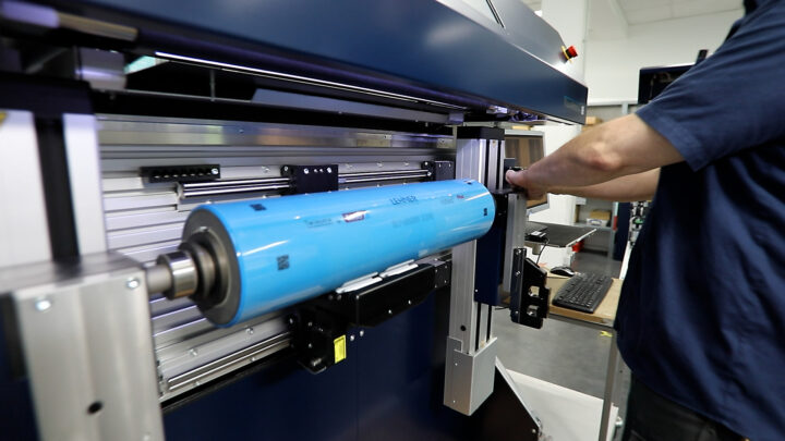 Re-skilling plate management with digital technology