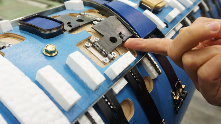 Special tools for rotary machines with active stripping technology