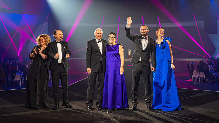 30th anniversary and changing of the generations Progroup celebrates two milestones