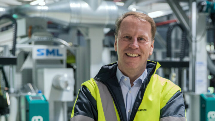 Dörken has started to produce innovative technical building membranes on SML lamination lines