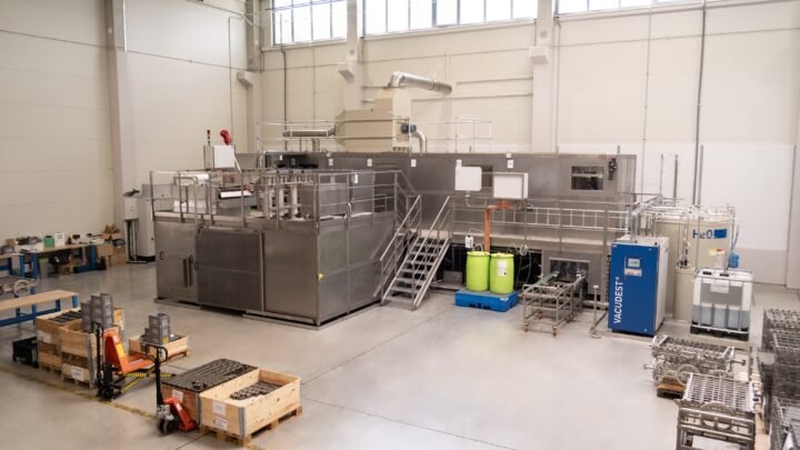 Revolution in Clip and Chain Refurbishment